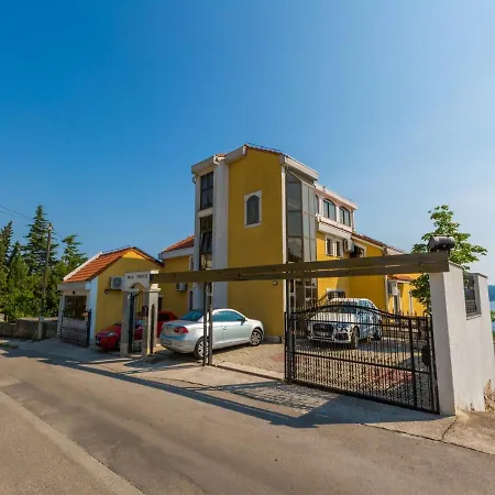 Pericic Zuti Apartment Crikvenica