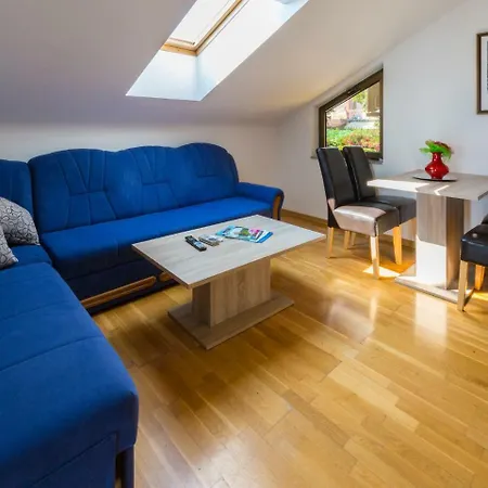 Pericic Zuti Apartman *