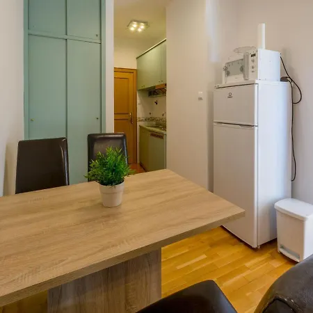 Pericic Zuti Apartman Crikvenica