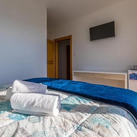 Pericic Zuti Apartment