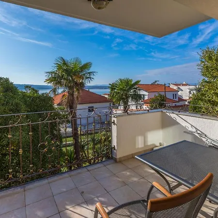 Pericic Zuti Crikvenica