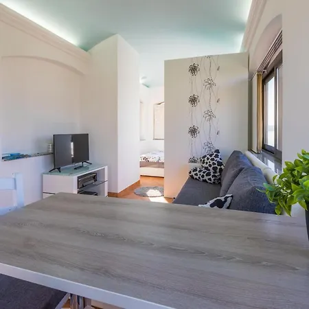 Apartman Pericic Zuti *